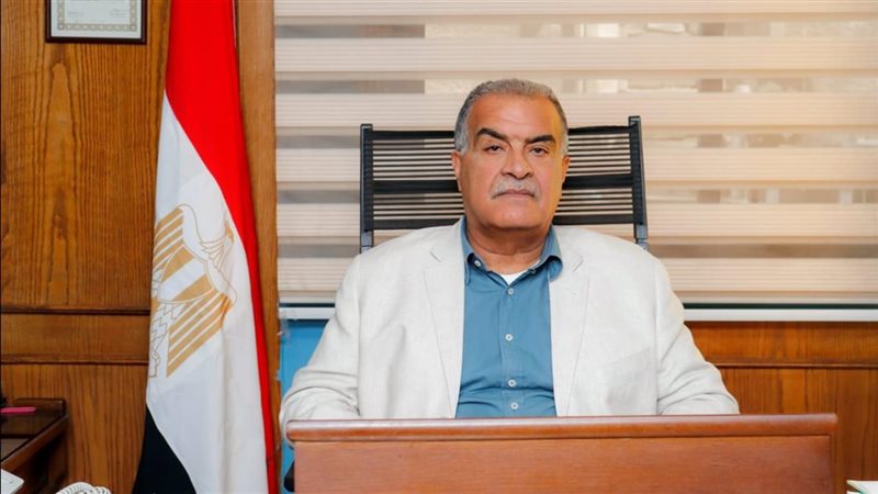 الدكتور ممدوح محمود