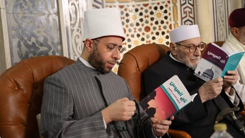 وزير الأوقاف خلال