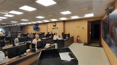 سكرتير عام بنى سويف يتابع من مركز السيطرة انطلاق الموجة الـ29 لإزالة التعديات 