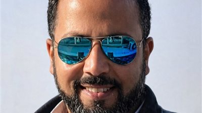 مصمم جرافيك: الذكاء الاصطناعي وجه لي أول ضربة حقيقية في شغلي