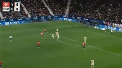 أهداف وملخص مباراة برشلونة وأوساسونا الشوط الأول في الدوري الإسباني 2025-26