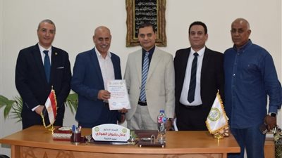 الخدمة الاجتماعية بالأزهر تحتفي بثمار التدريب الميداني وتكرم كوادرها