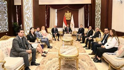 وزير الشباب والرياضة يعزز التعاون مع الجانب الروسي