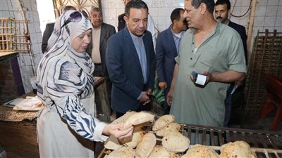  محافظ المنوفية يفاجئ مجزر قويسنا وأحد المخابز البلدية لمتابعة منظومة العمل