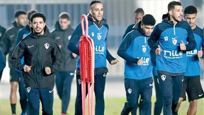 حقيقة إصابة بنتايك .. كواليس غرفة ملابس الزمالك بعد الهزيمة أمام الأهلي بالقمة