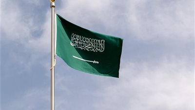    الصحف السعودية: الاقتصاد والاستقرار الإقليمي في صدارة التغطيات
