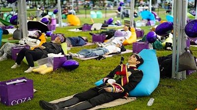مسابقة النوم في كوريا الجنوبية..  170 شخص يتنافسون على نهر هان