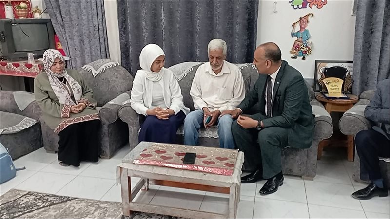 طالبة الفول 
