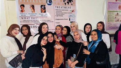 فعاليات صيدلية متميزة بجامعة بني سويف الأهلية.. إبداع طلابي وتطبيق عملي