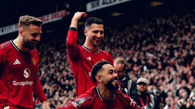 نتيجة وأهداف مباراة ليفربول ومان يونايتد الشوط الثاني (3-2) في الدوري الإنجليزي