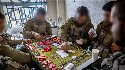 يديعوت أحرونوت: جنود وضباط الاحتلال يعترفون بنهب ممتلكات في غزة ولبنان 