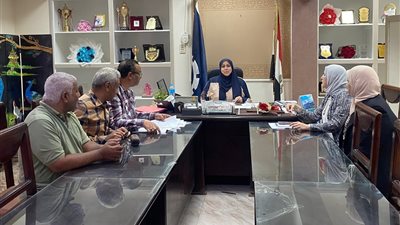 متابعة تقارير الأداء بمدارس التعليم الفني في السويس