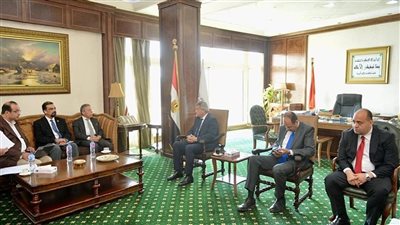 رئيس الأعلى للإعلام يبحث مع نقيب الأطباء ظهور الأطباء بالإعلام 