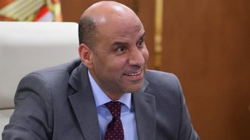 وزير العمل 