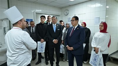 رئيس جامعة القاهرة: مستشفى الناس نموذج مشرف للعمل الخيري المؤسسي 