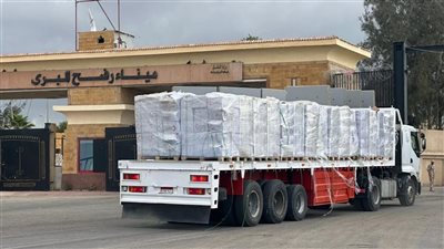 الهلال الأحمر المصري يطلق قافلة زاد العزة 189 بحمولة أكثر من 3 آلاف طن لغزة