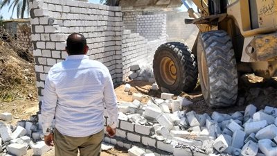 إزالة 34 حالة تعدًّ بمساحة 5838 مترًا مربعًا على أراضٍ زراعية بالبحيرة
