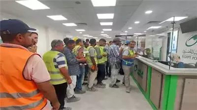 الحكومة تحذر من روابط وهمية تزعم تسجيل بيانات العمالة غير المنتظمة