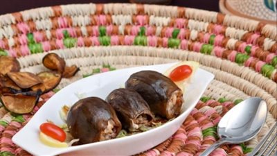     طريقة عمل مكدوس بحشوة الجوز الحار بخطوات تقليدية
