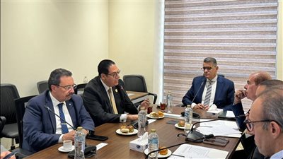 لجنة حقوق الإنسان تستضيف رؤساء ١٠ جامعات               