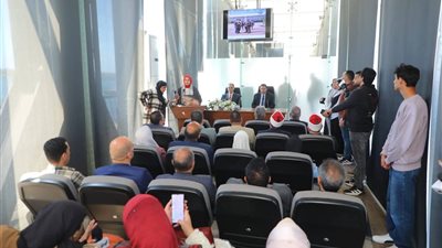 محافظ دمياط يستعرض مشروعات التنمية ويؤكد استمرار العمل لدعم خطط البناء