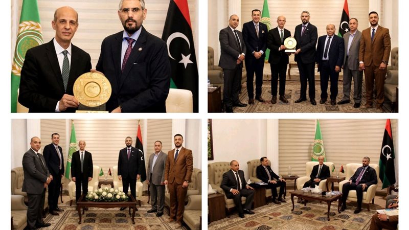 لقاء الدكتور طارق
