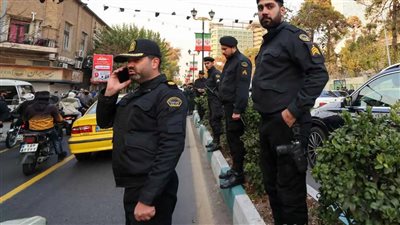 إيران.. مصادرة أصول ناشط سياسي و21 شخصا بتهمة 