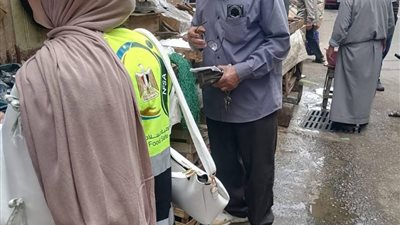 تموين دمياط يحرر 40 محضرا خلال حملات مكثفة على المخابز والأسواق 