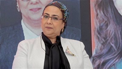 المستشارة أمل عمار تشارك في حلقة نقاشية بعنوان 
