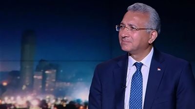 دبلوماسي: أزمة «هرمز» تهدد سلاسل الإمداد العالمية وخطر الركود يلوح في الأفق