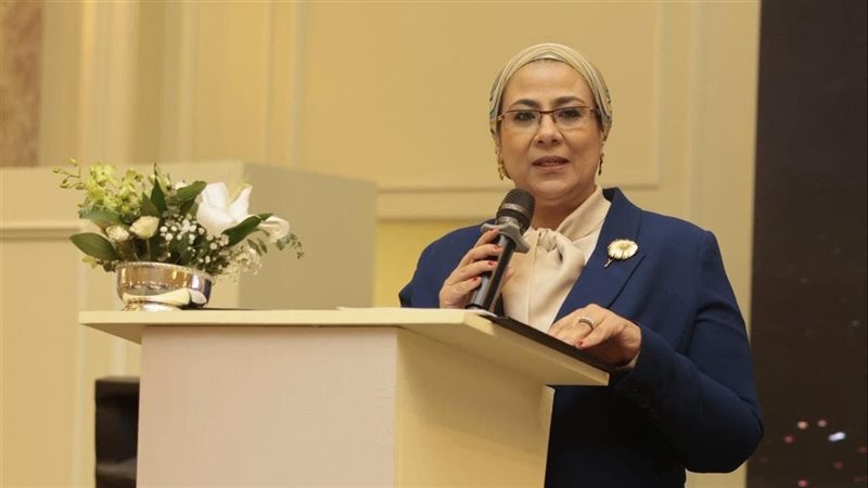 المستشارة أمل عمار
