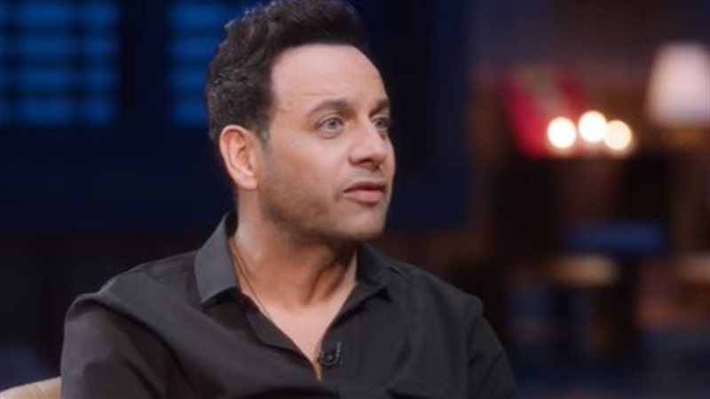 مصطفى قمر