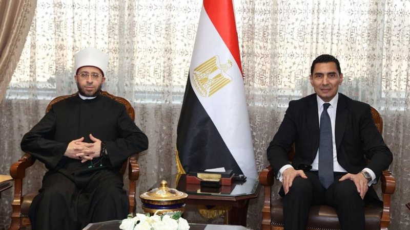 وزيرا الشباب والرياضة