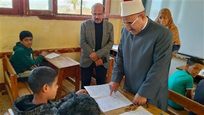 رئيس المنطقة الأزهرية بالإسماعيلية يتفقد لجان امتحانات معهد بنين الواصفية