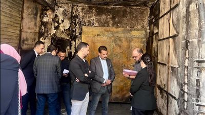 النيابة الإدارية تحقق في حريق محل ملابس بالجيزة وإصابة طالبات باختناق