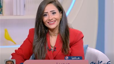 أحمد بدير يشيد بياسمين كامل: مخرجة حساسة وناجحة وزي حفيدتي