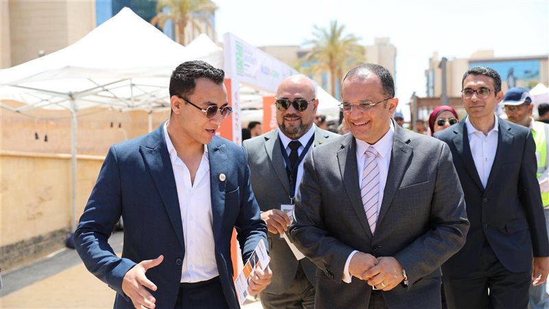 جانب من الحضور 