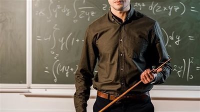 للطلاب الذكور فقط.. سنغافورة تواجه التنمر بعقوبة الضرب بالعصا 