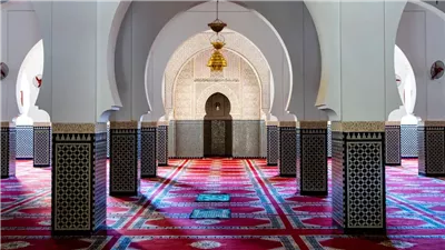 «خناقة في بيت الله».. كواليس التعدي على طفل داخل مسجد بالتجمع الأول
