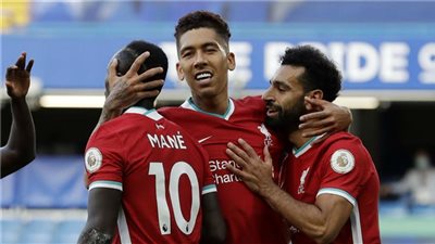  صلاح يكشف كواليس ثلاثية الرعب في ليفربول مع فيرمينو وماني 