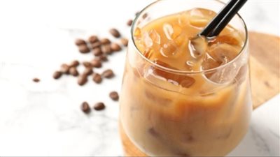     طريقة عمل ايس كوفي منزلي بثلاث مكونات بمذاق غني ومنعش