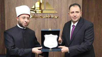وزير الأوقاف ومحافظ دمياط يشاركان أبناء المحافظة احتفالات العيد القومي الـ776