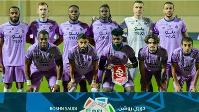 نهائي كأس الملك .. الخلود يفاجيء الهلال بهدف مبكر 