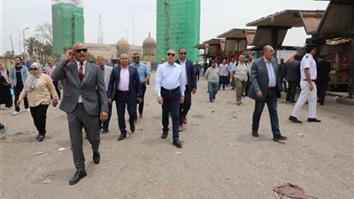 محافظ القاهرة: الانتهاء من نقل موقف السيدة عائشة إلى مكانه الجديد