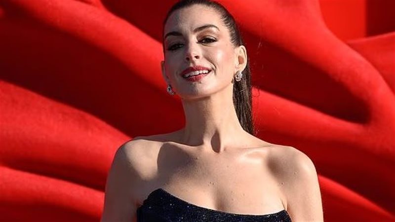 كيف تحولت ان هاثاواي