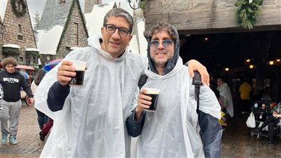 أمير رمزي يهنئ هشام ماجد بسبب حصول فيلمه برشامة على الأعلى إيرادًا في السينما