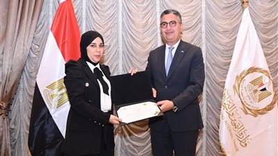 وزير التموين يكرم الفائزين بجائزة التميز الحكومي والأم المثالية بالوزارة