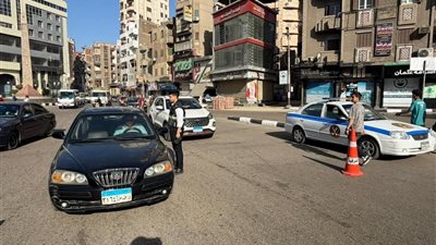 تمركزات مرورية بعدد من المراكز لمتابعة خطوط السير وتحقيق السيولة المرورية