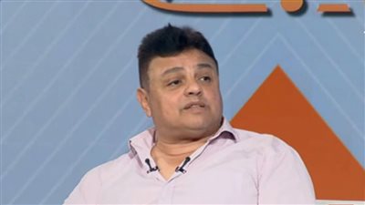 «بقينا نسمع مشاكلك مش صوتك».. ناقد فني يوجه رسالة لـ «شيرين عبدالوهاب»