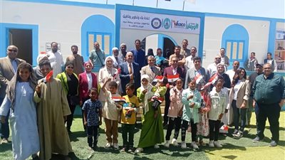 محافظ أسوان يوجه بتسليم 20 منزلًا مطورًا للأسر الأولى بالرعاية بإدفو